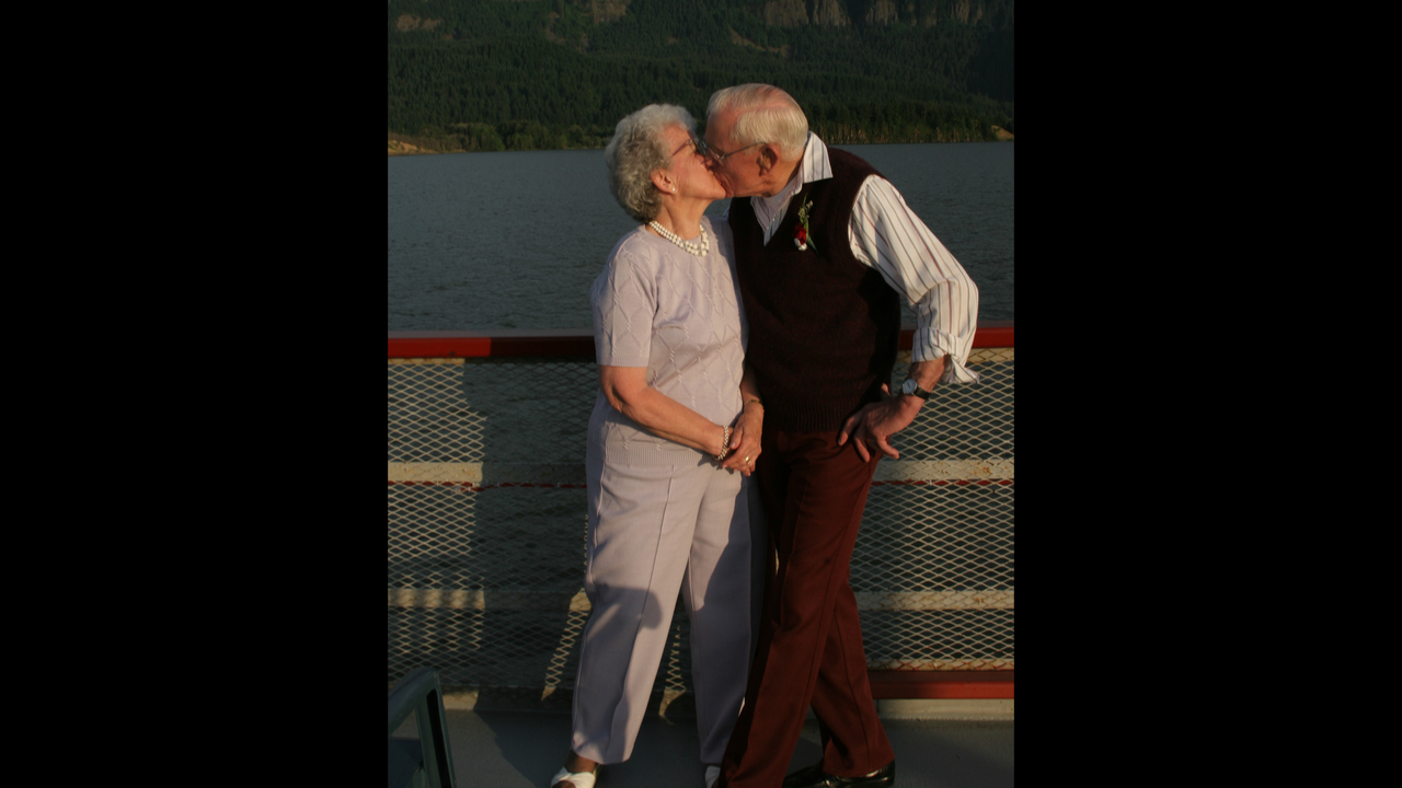 PHOTOS: Russ & Louise Simmelink, 70 years married - (3/16)