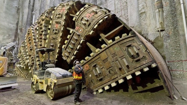 Bertha insurance snafu and yet another stop under Seattle - KIRO Seattle