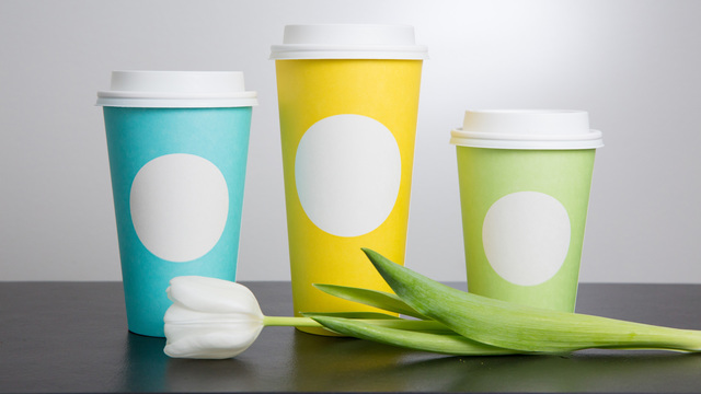 스타벅스 새로운 파스텔 색깔의 컵 선보여..