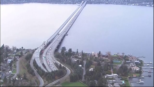 머서 아일랜드 사운드 트렌짓과 잠정적 협의 하기로 투표..