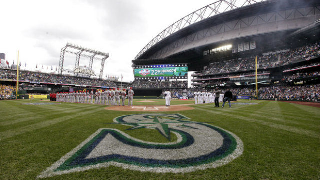 매리너스 스캇 서바이스(Scott Servais)와 수년 계약 연장